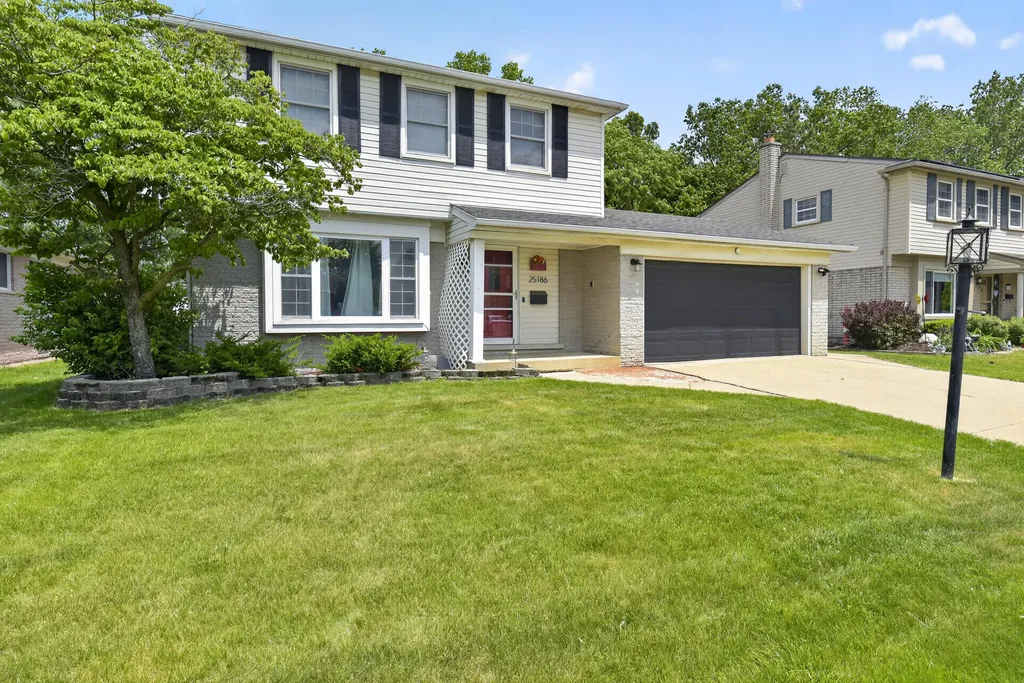 25186 Anna Street Taylor City MI 48180