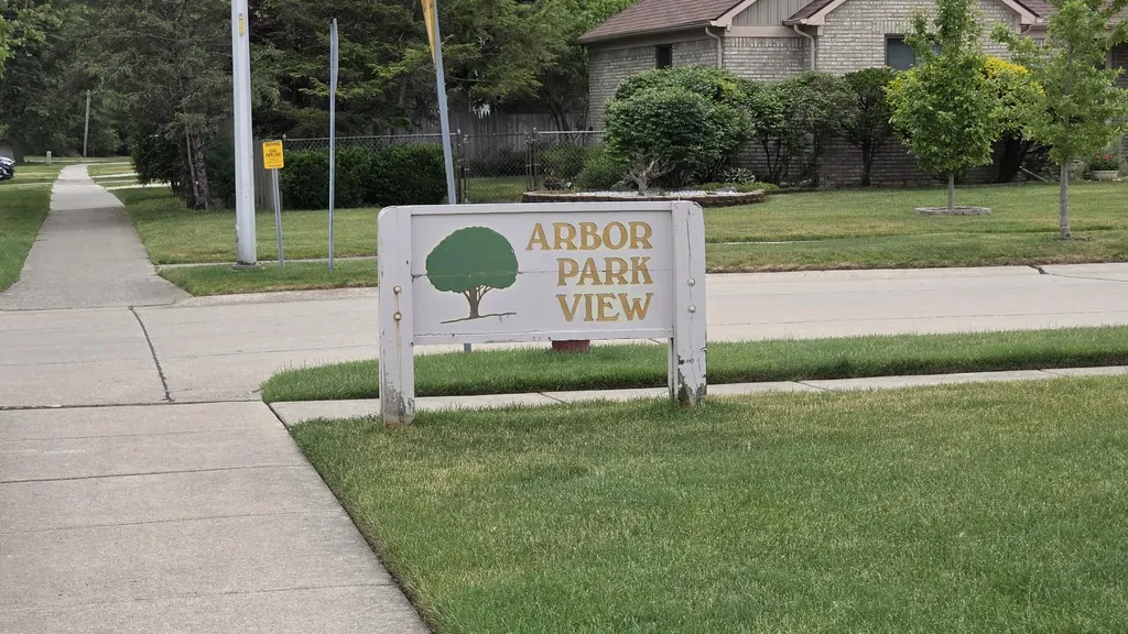34565 Ann Arbor Trail Livonia City MI 48150