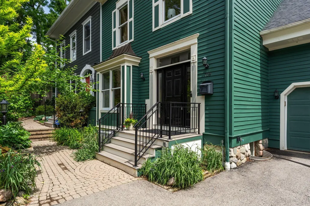 709 N 5th Avenue Ann Arbor City MI 48104