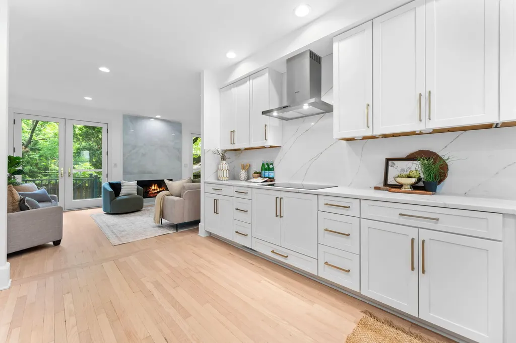 709 N 5th Avenue Ann Arbor City MI 48104
