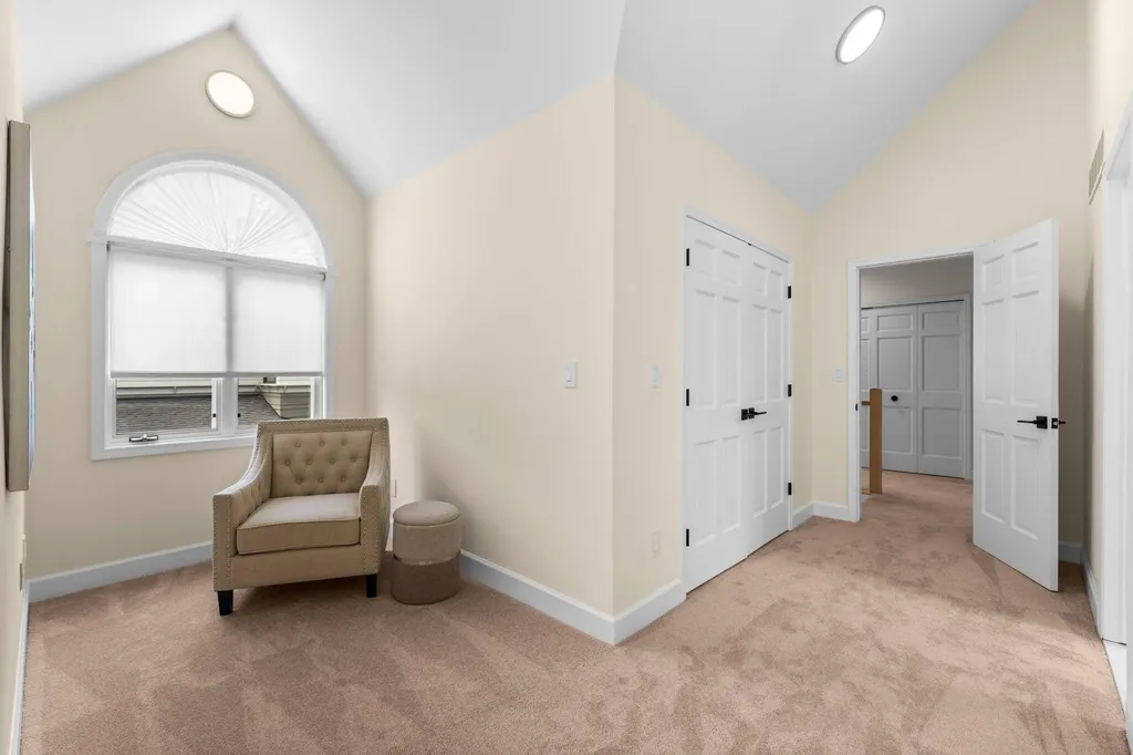 709 N 5th Avenue Ann Arbor City MI 48104