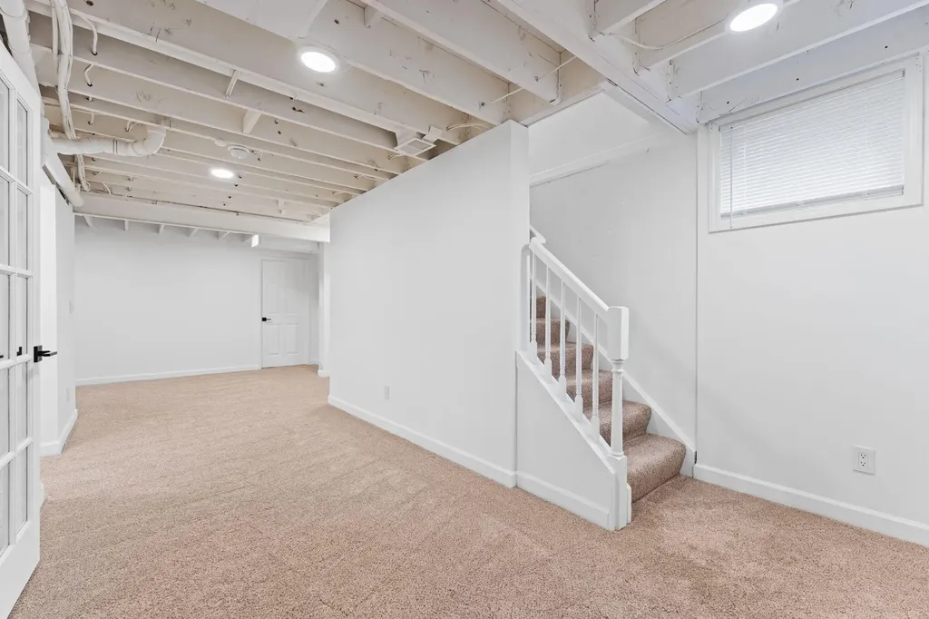 709 N 5th Avenue Ann Arbor City MI 48104