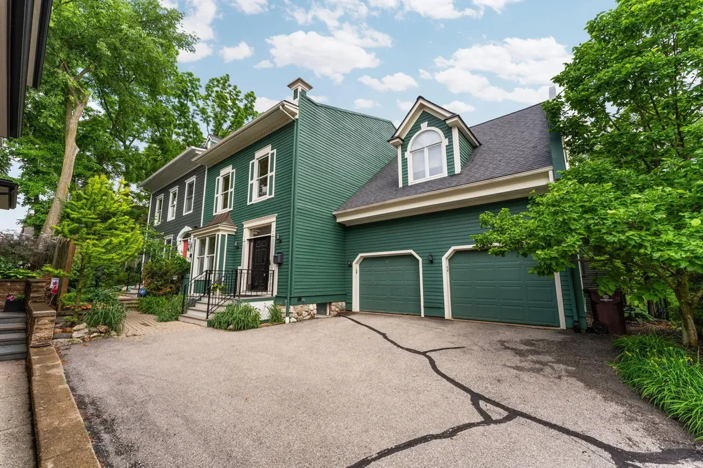709 N 5th Avenue Ann Arbor City MI 48104