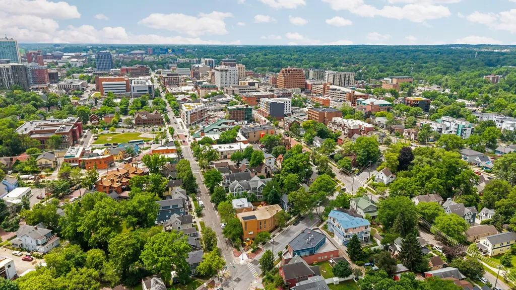 709 N 5th Avenue Ann Arbor City MI 48104