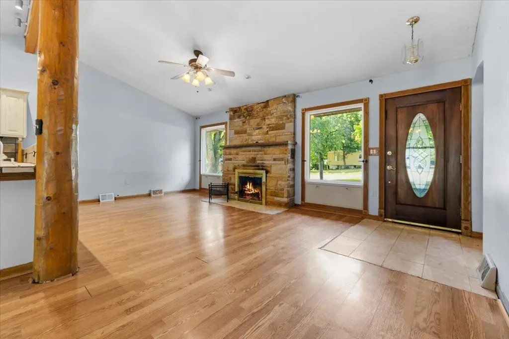 210 Beaver Street Brighton City MI 48116