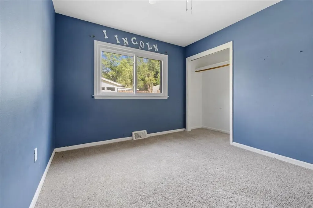 210 Beaver Street Brighton City MI 48116