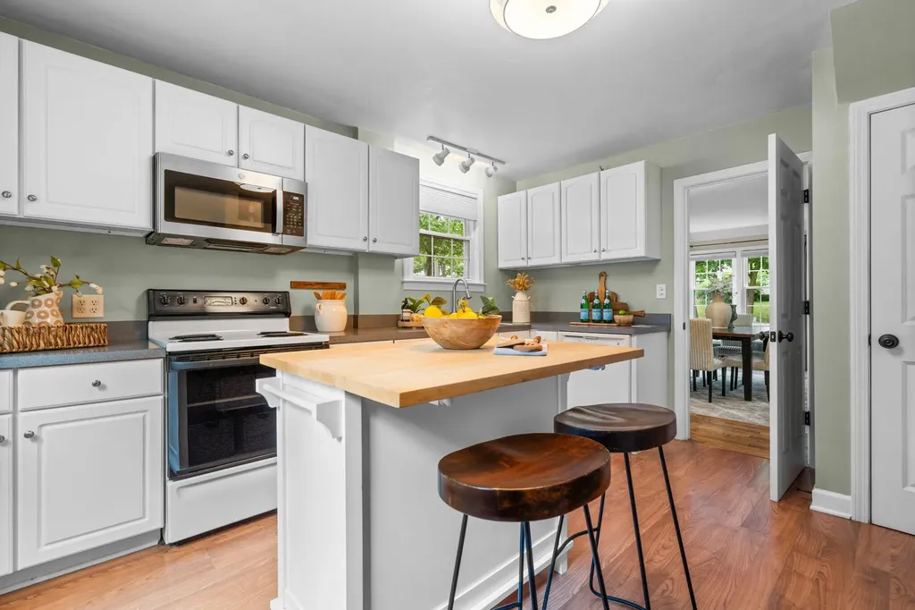 1107 Arborview Boulevard Ann Arbor City MI 48103