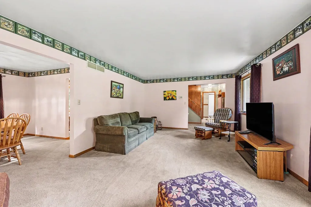 5688 W Waters Road Lodi Township MI 48103