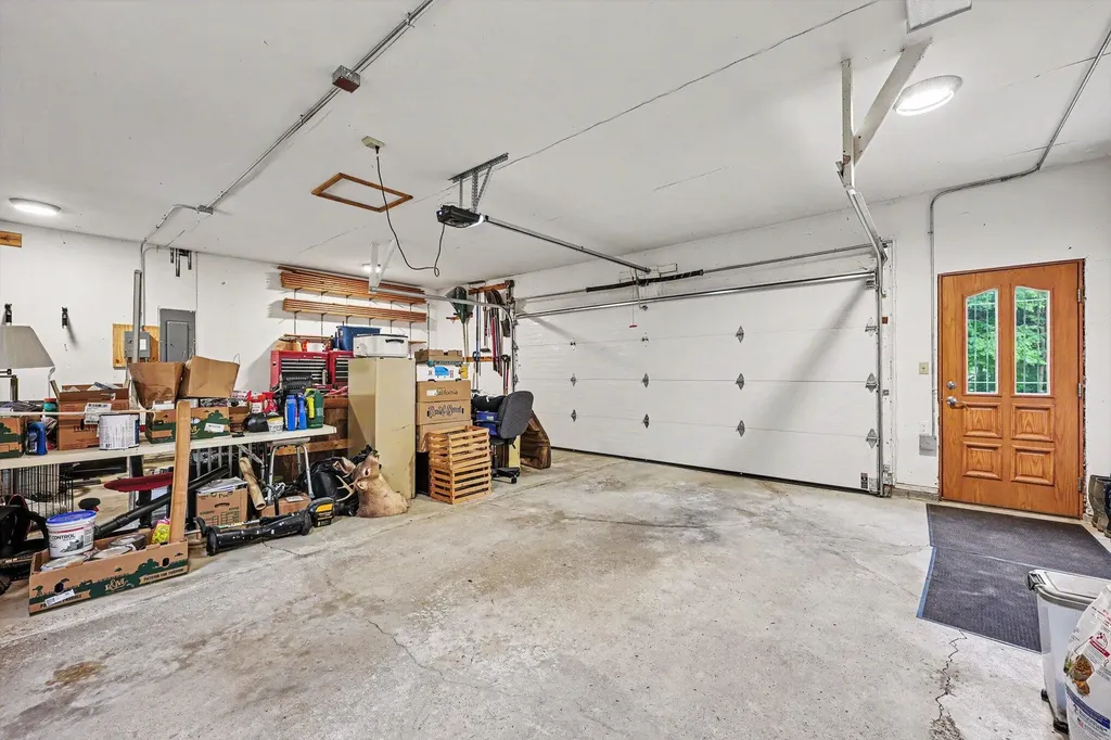 5688 W Waters Road Lodi Township MI 48103