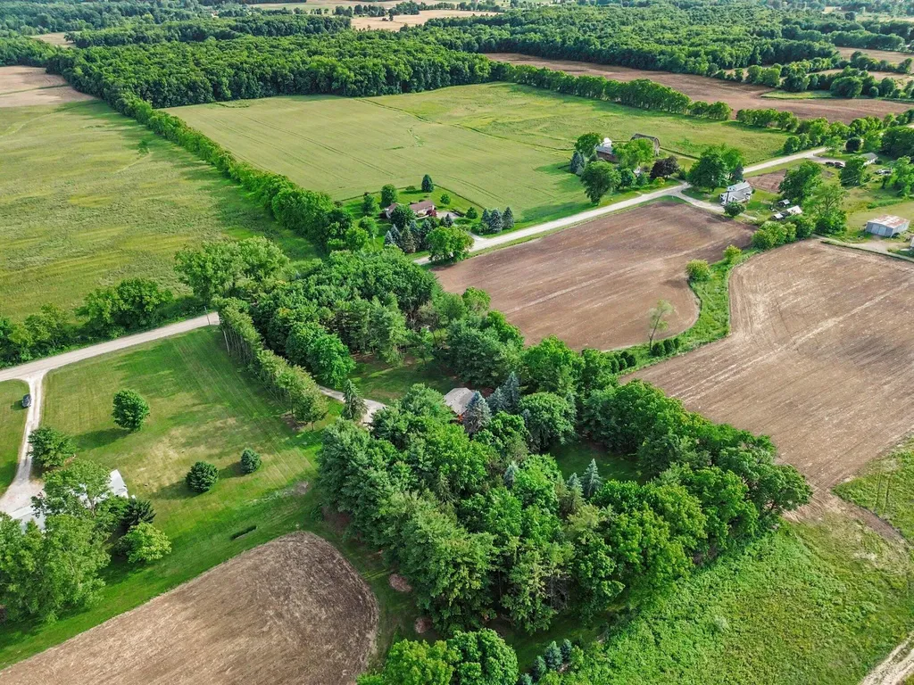 5688 W Waters Road Lodi Township MI 48103