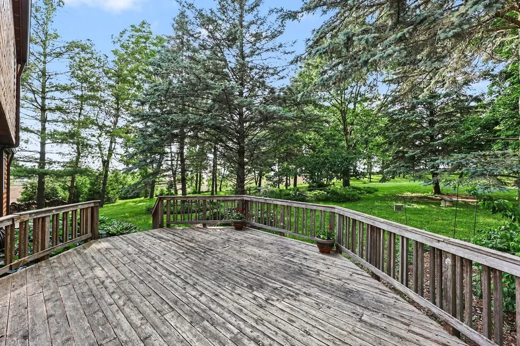 5688 W Waters Road Lodi Township MI 48103