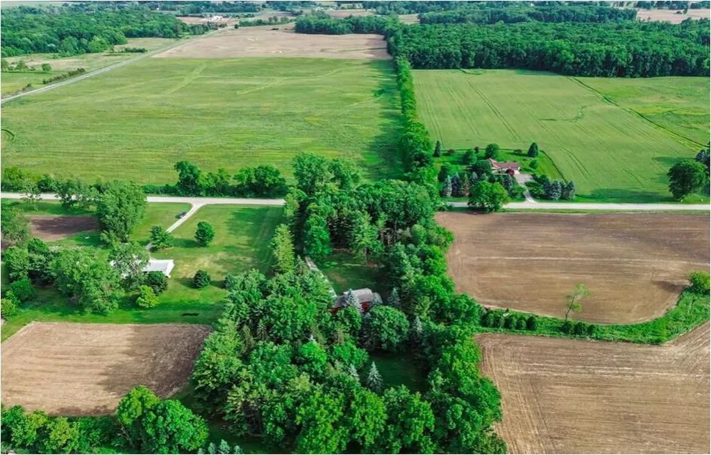 5688 W Waters Road Lodi Township MI 48103