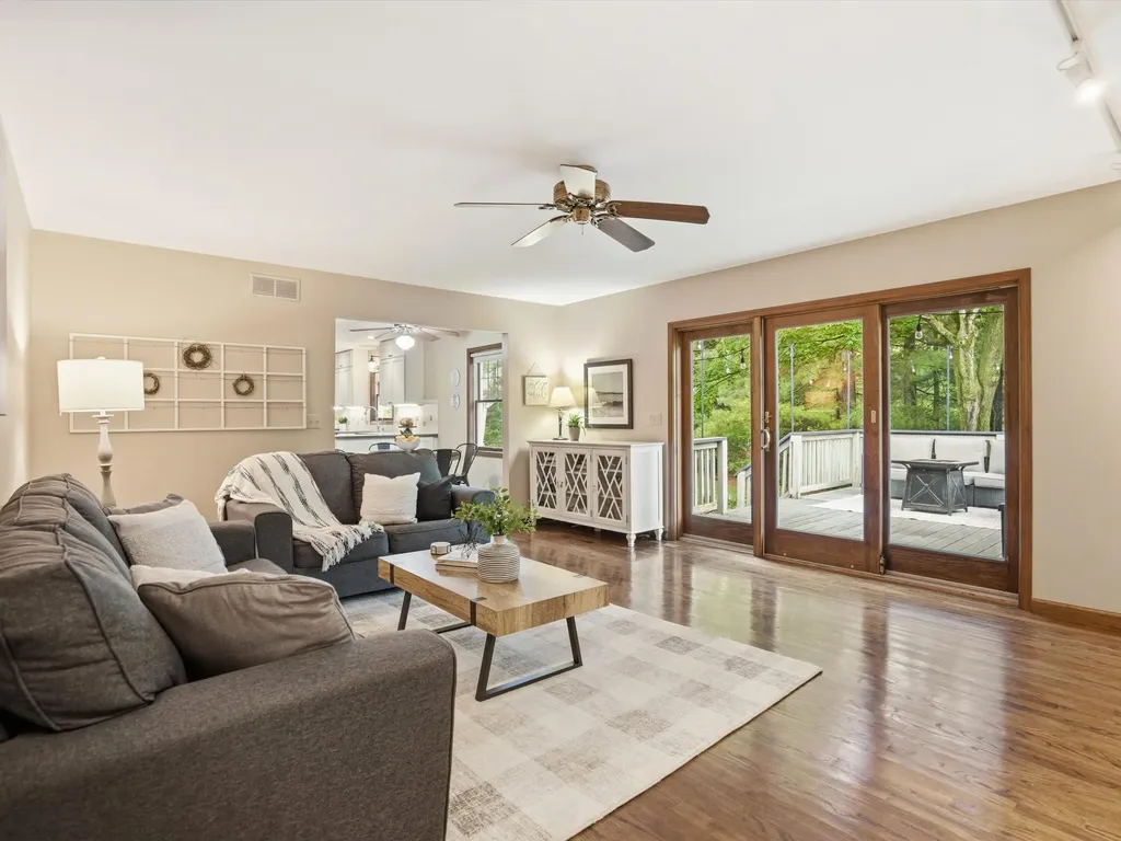 22279 Chubb Road Lyon Charter Township MI 48167