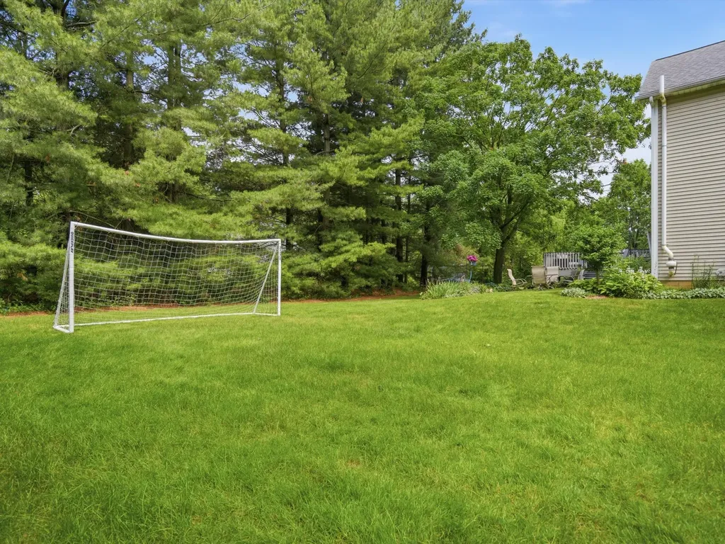22279 Chubb Road Lyon Charter Township MI 48167