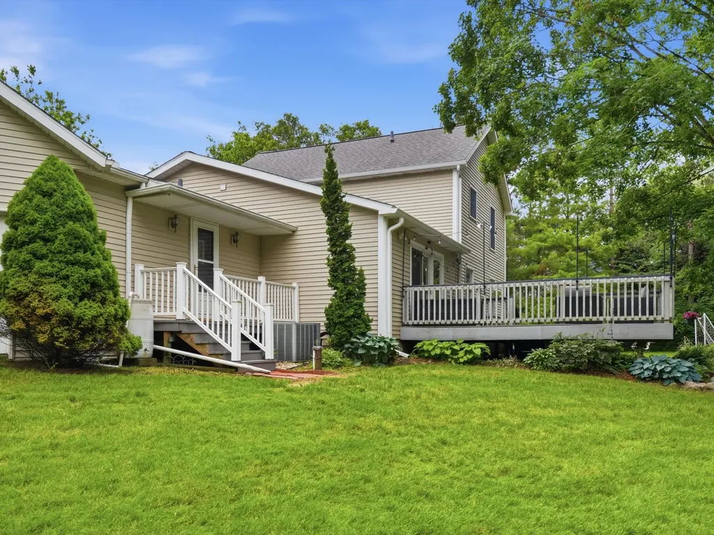 22279 Chubb Road Lyon Charter Township MI 48167