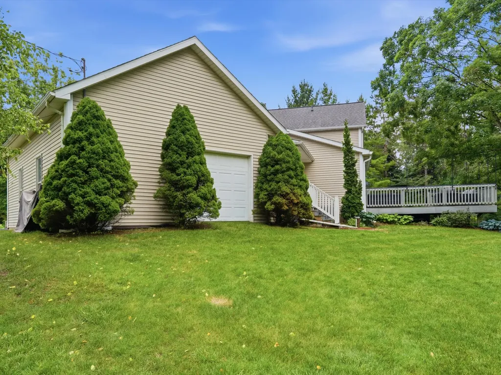 22279 Chubb Road Lyon Charter Township MI 48167
