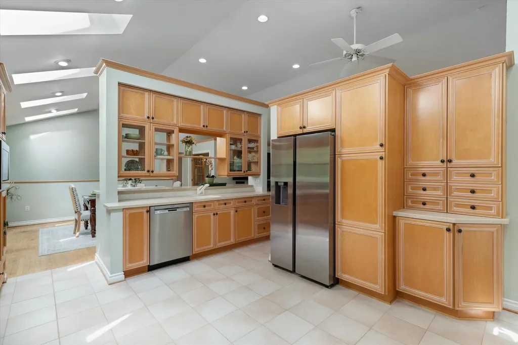 525 Judd Road York Charter Township MI 48176