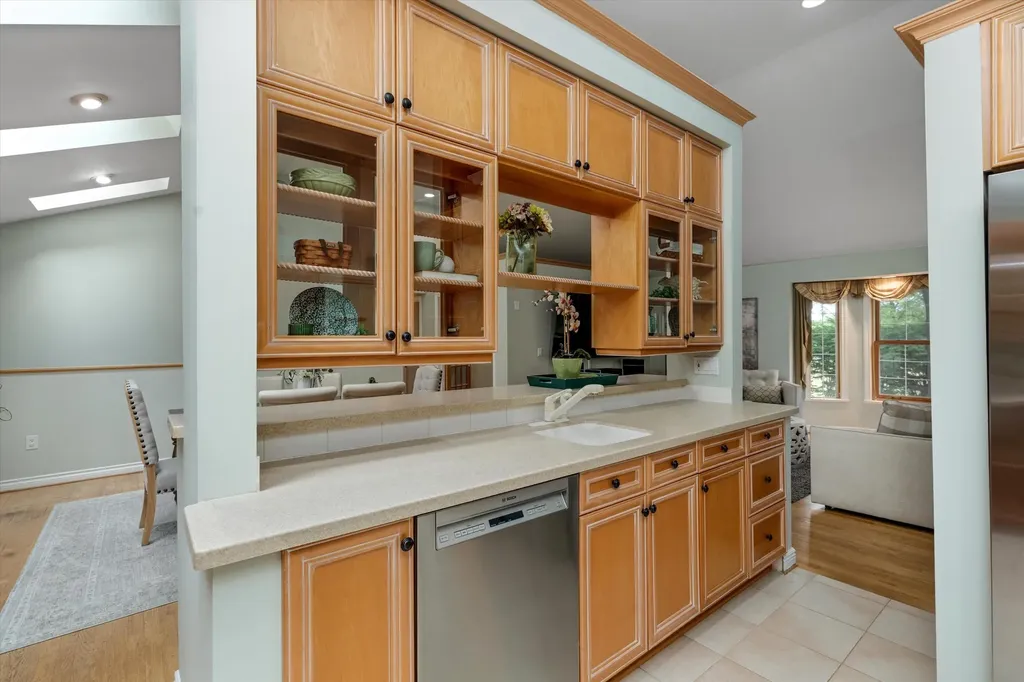 525 Judd Road York Charter Township MI 48176