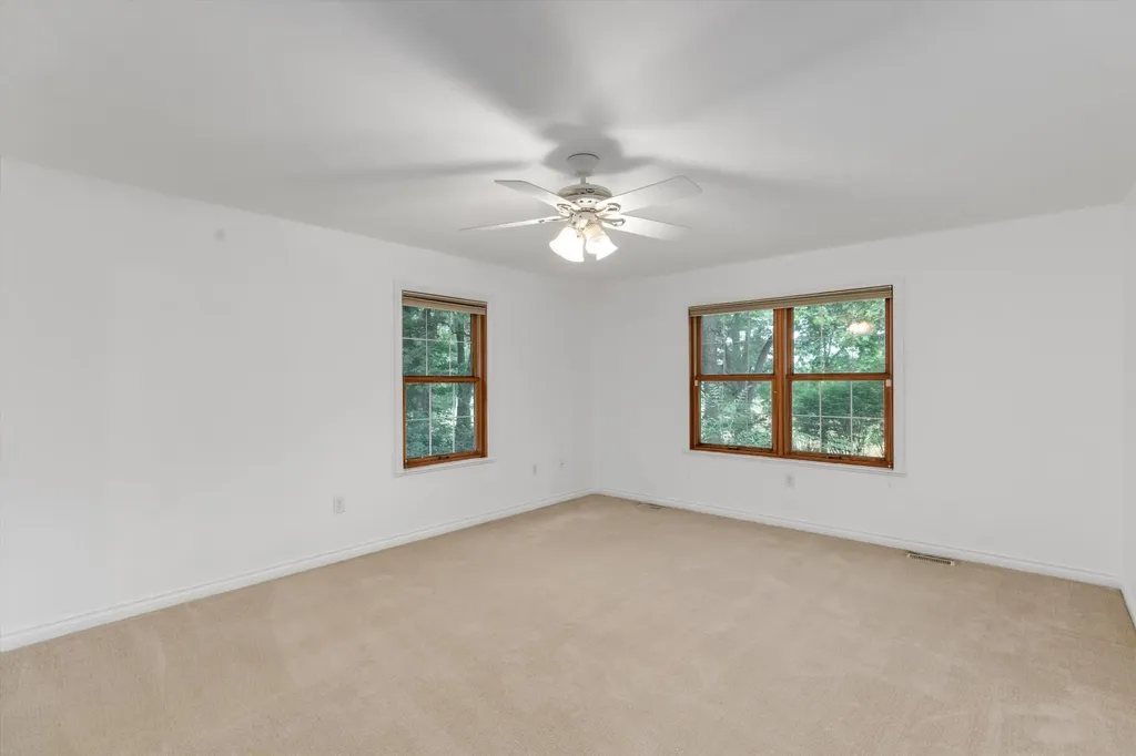 525 Judd Road York Charter Township MI 48176