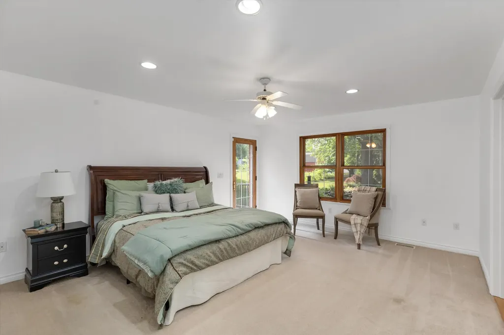 525 Judd Road York Charter Township MI 48176