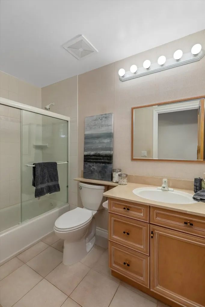 525 Judd Road York Charter Township MI 48176