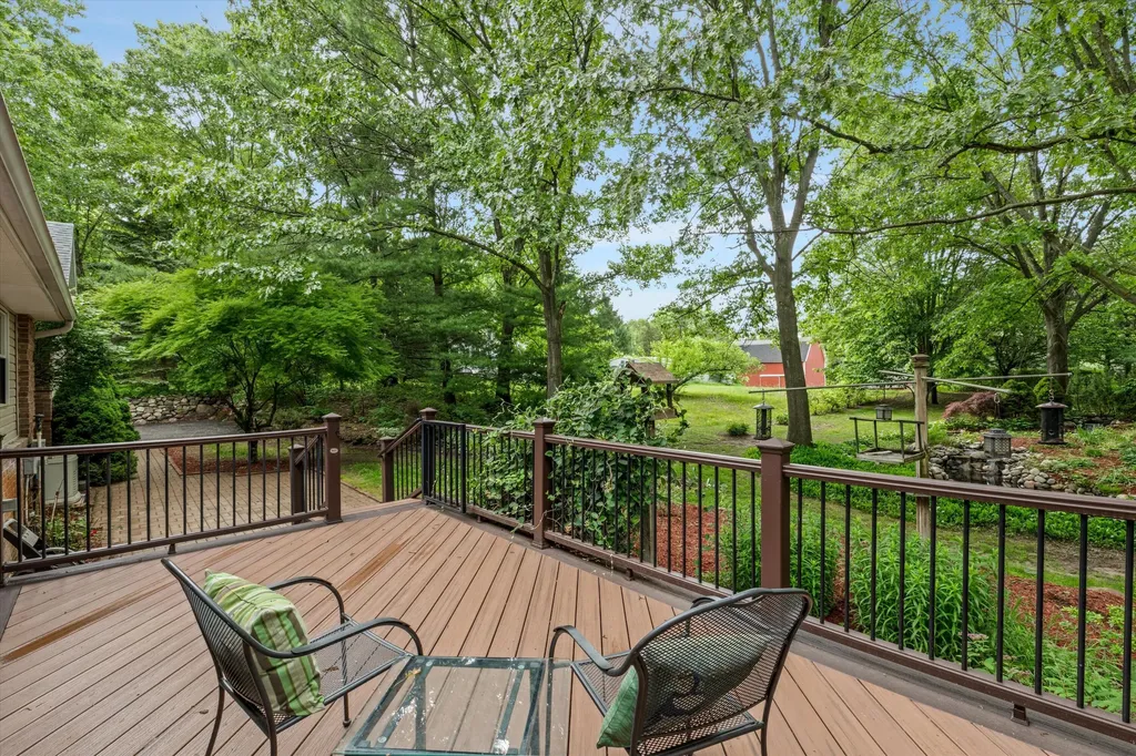 525 Judd Road York Charter Township MI 48176