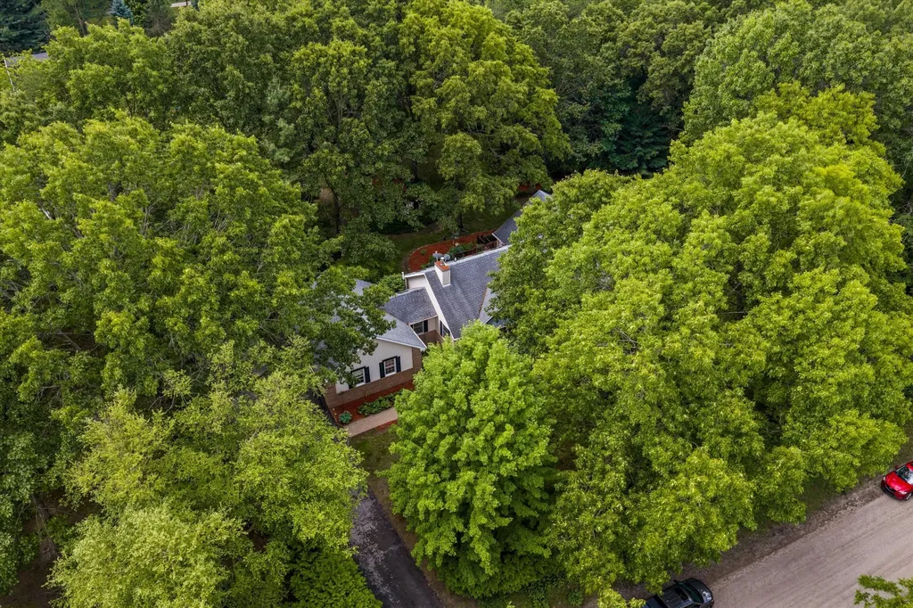 525 Judd Road York Charter Township MI 48176