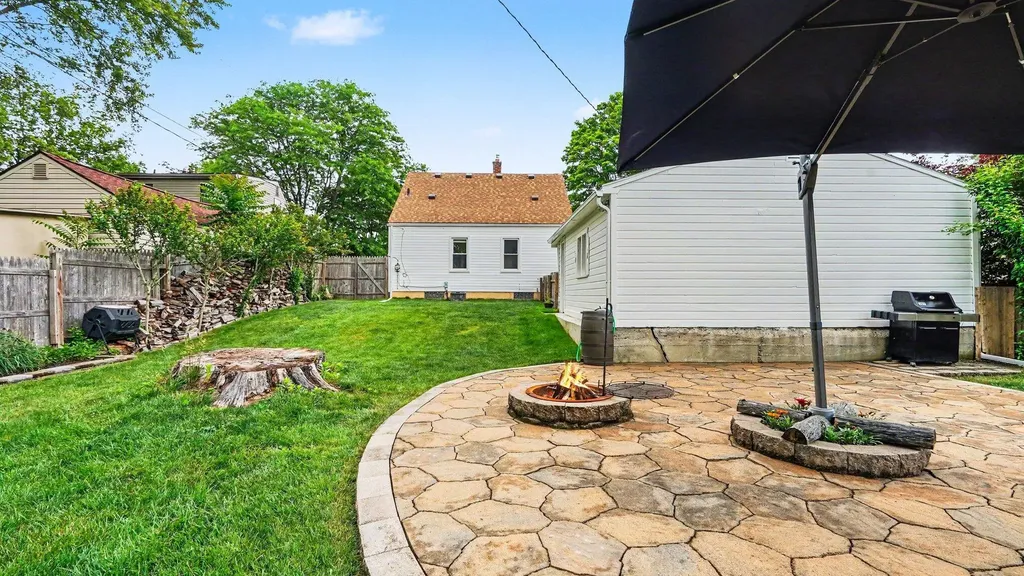 815 Stanley Street Ypsilanti City MI 48198