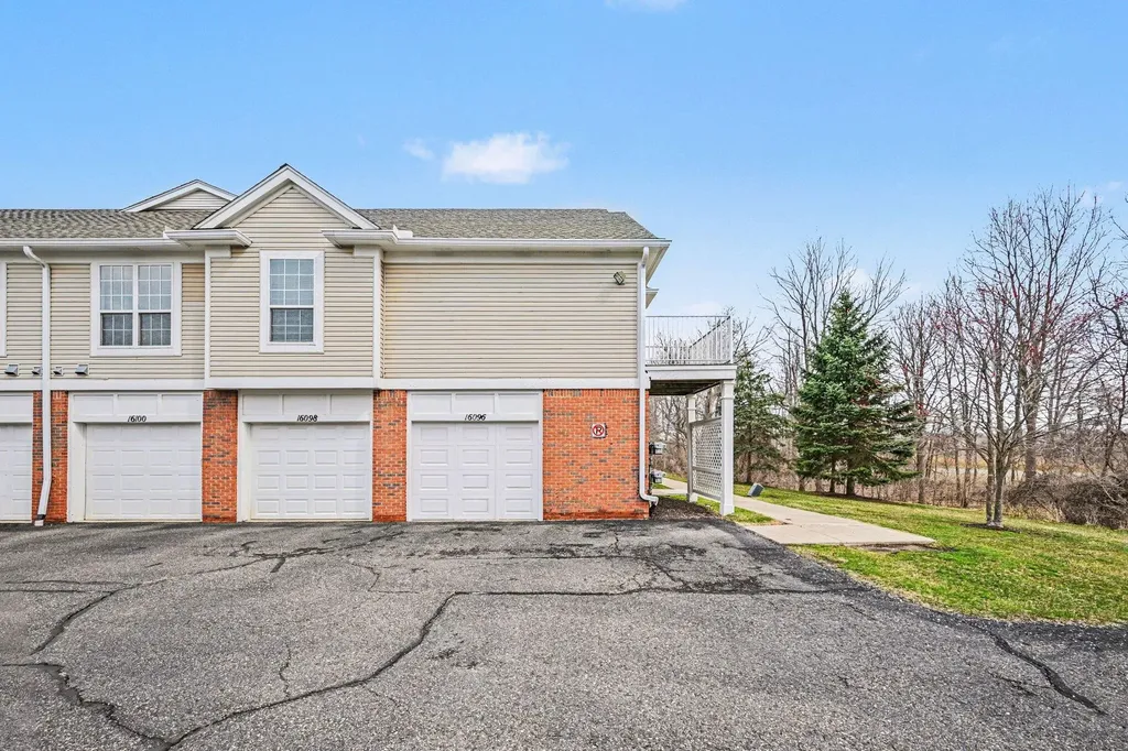 16096 Morningside Northville Township MI 48168