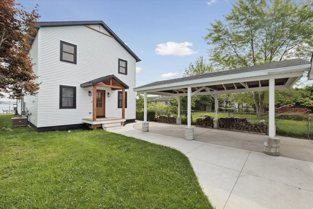 9098 Dexter-pinckney Road Dexter Township MI 48169