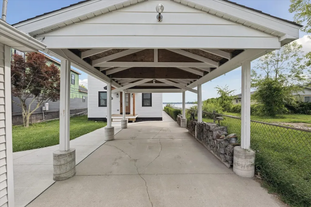 9098 Dexter-pinckney Road Dexter Township MI 48169