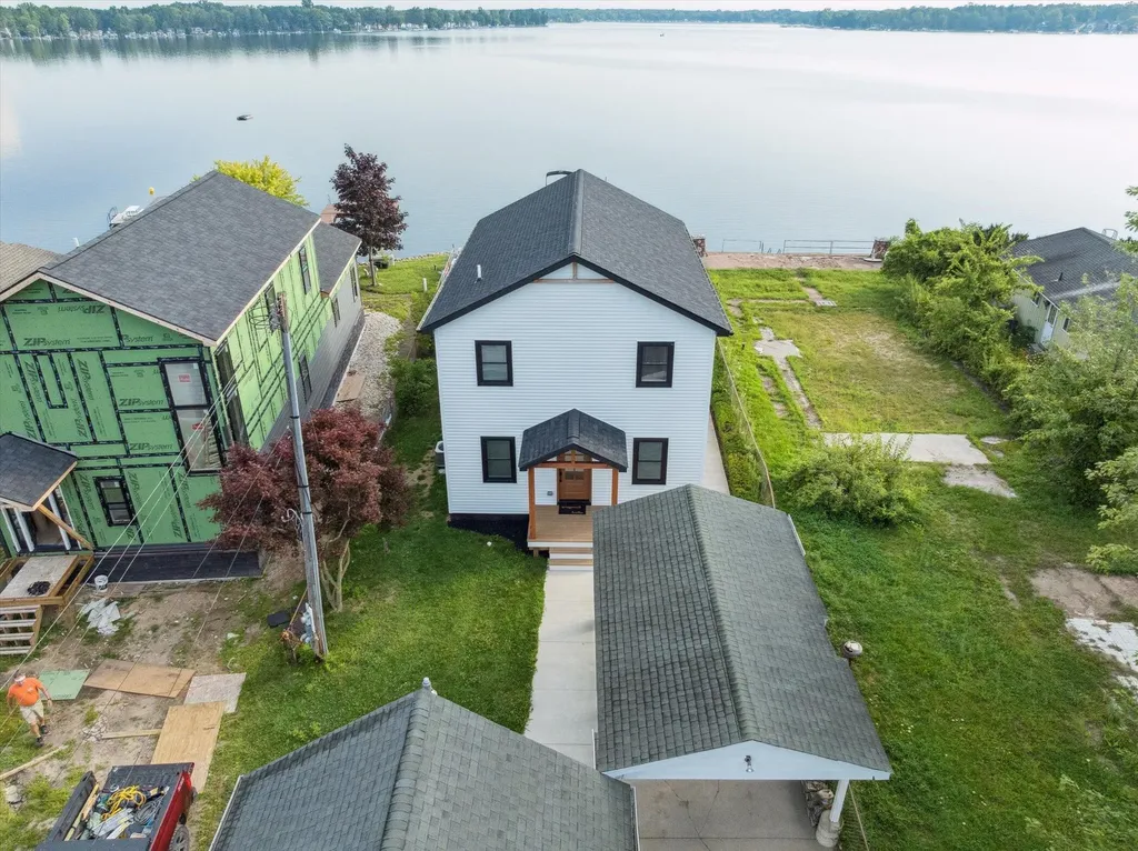 9098 Dexter-pinckney Road Dexter Township MI 48169