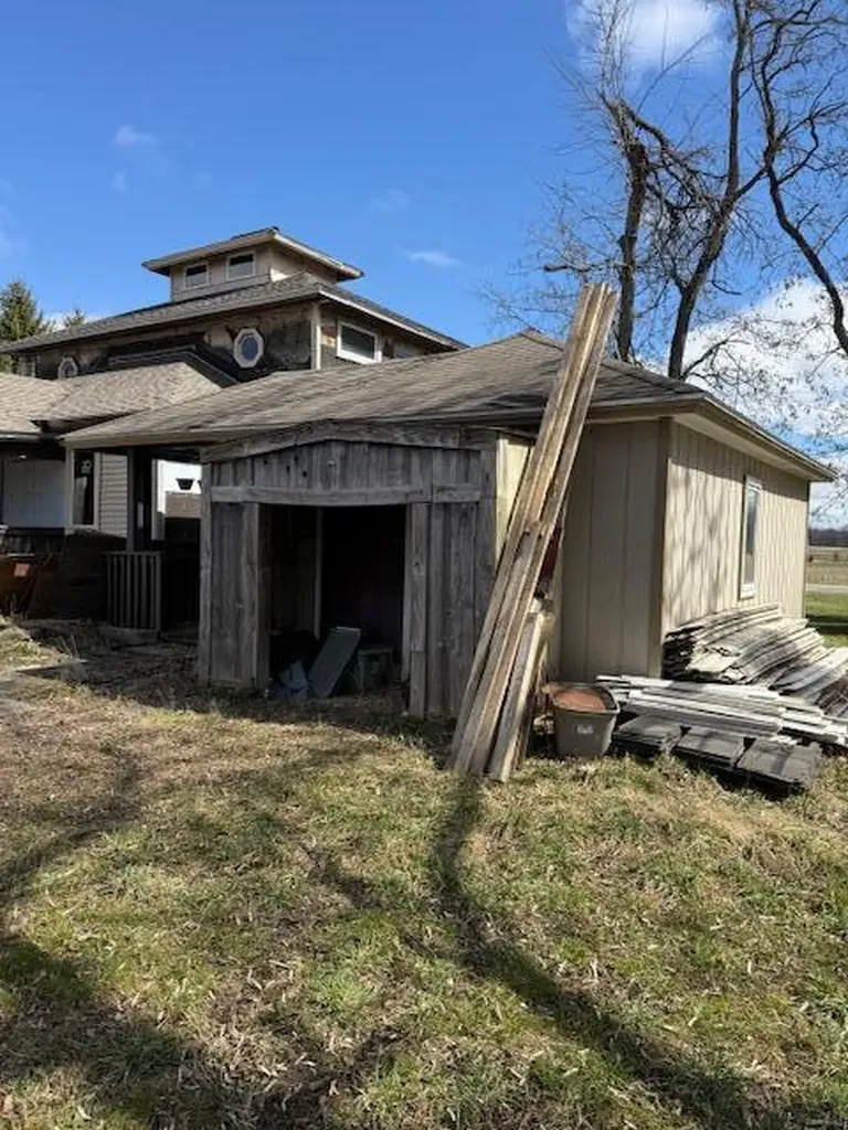 285 N Aurelius Road Aurelius Township MI 48854