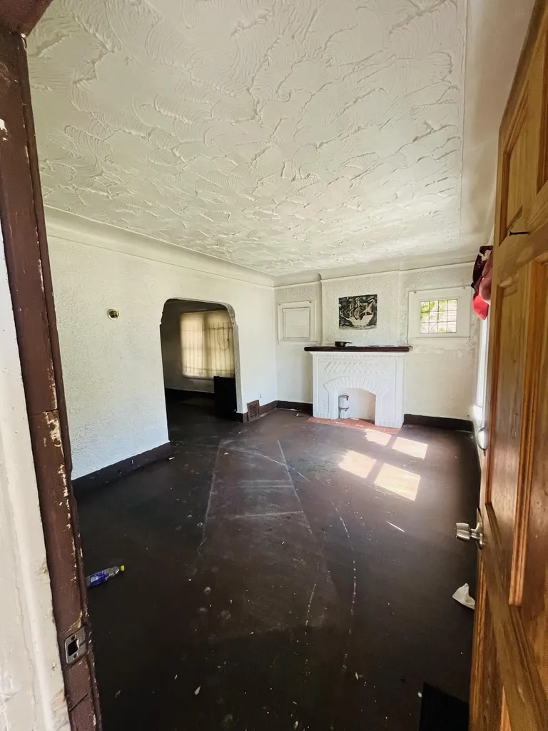 14865 Mendota Street Detroit City MI 48238