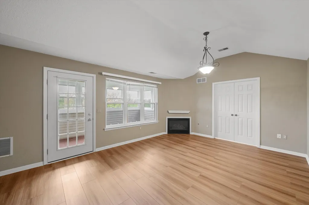 1755 Weatherstone Drive Pittsfield Charter Township MI 48108