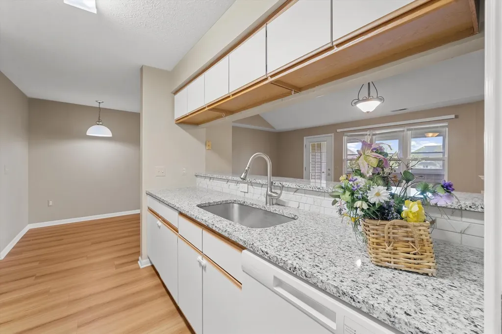 1755 Weatherstone Drive Pittsfield Charter Township MI 48108