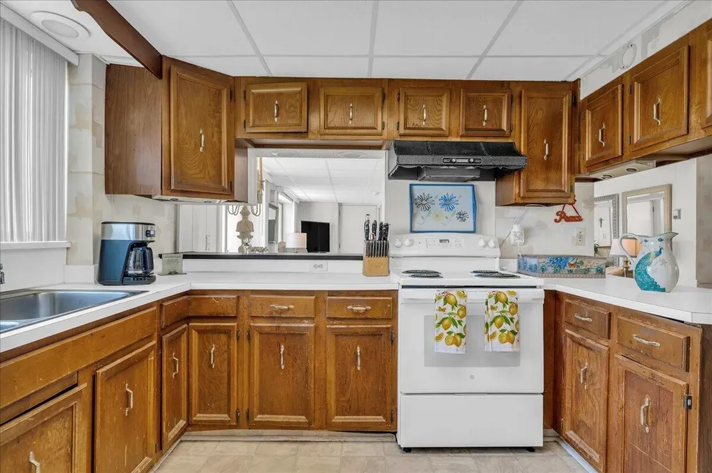 7226 Lakeview Drive Worth Township MI 48450