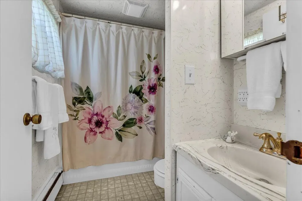 7226 Lakeview Drive Worth Township MI 48450
