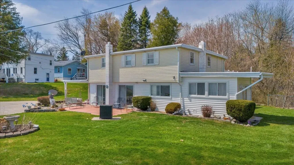 7226 Lakeview Drive Worth Township MI 48450