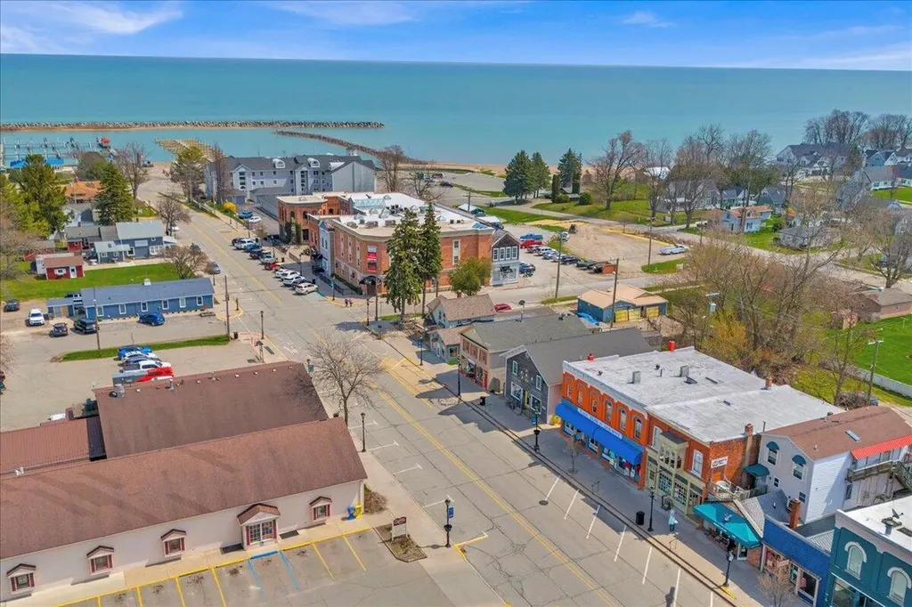 7226 Lakeview Drive Worth Township MI 48450