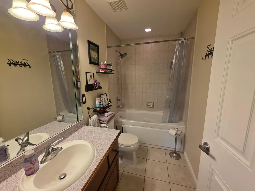 31637 Beaver Circle Unknown City MI 48164