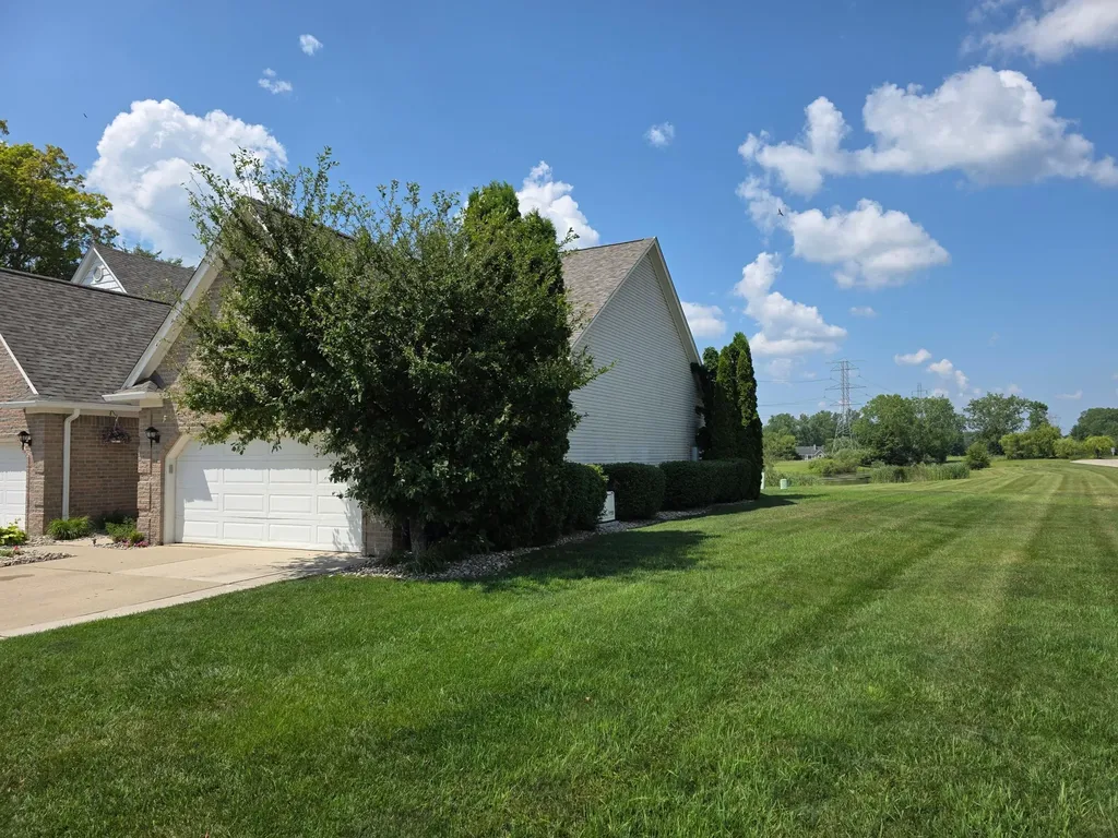 31637 Beaver Circle Unknown City MI 48164