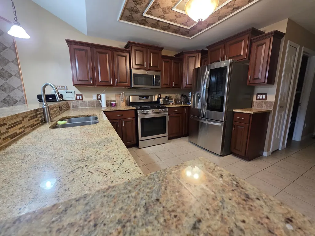 31637 Beaver Circle Unknown City MI 48164