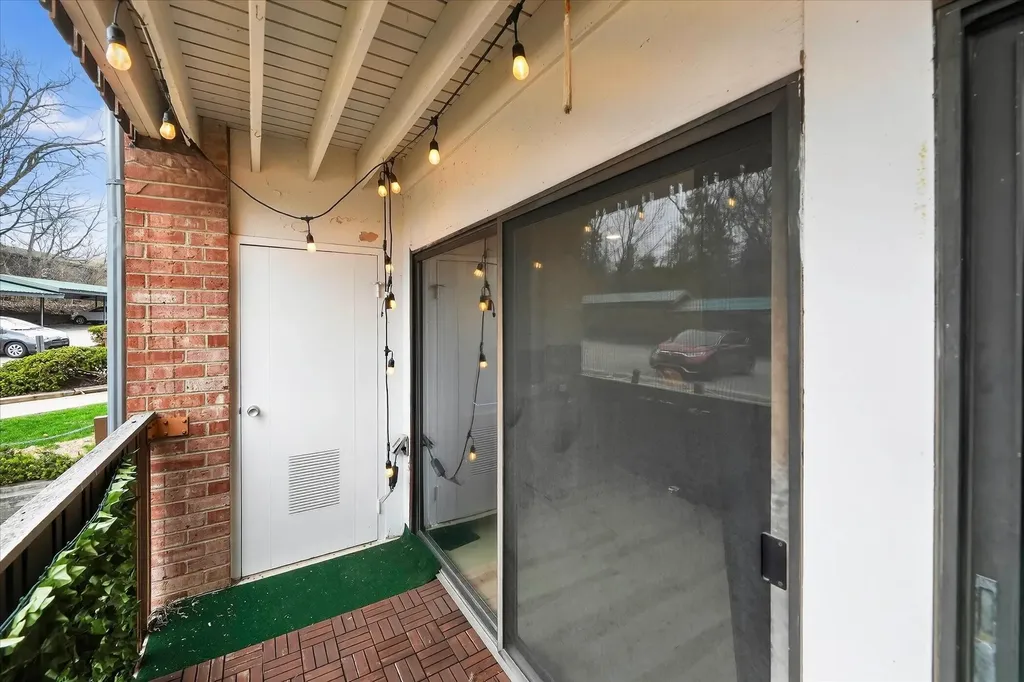 2140 Pauline Boulevard Ann Arbor City MI 48103