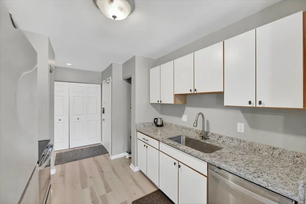 2140 Pauline Boulevard Ann Arbor City MI 48103