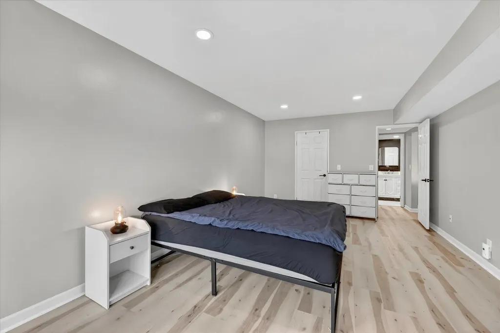 2140 Pauline Boulevard Ann Arbor City MI 48103