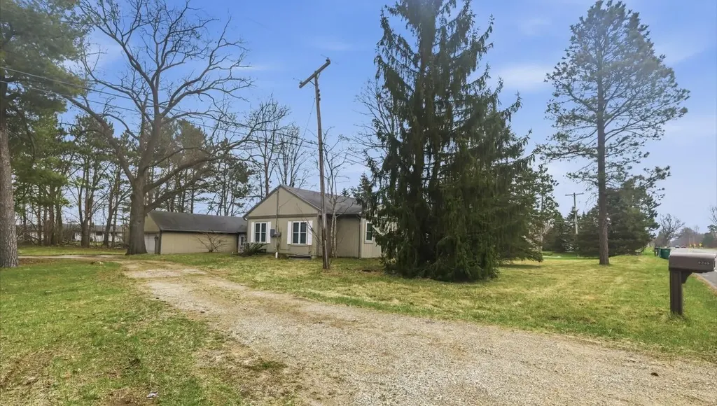 6235 S 12th Street Portage City MI 49024