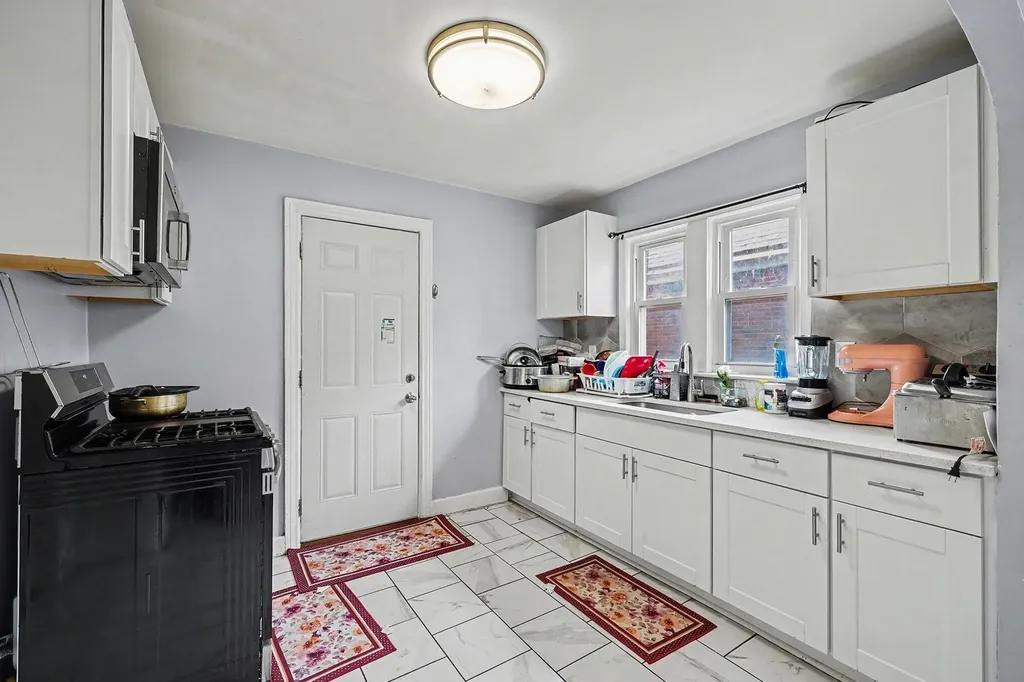17511 Stoepel Street Detroit City MI 48221