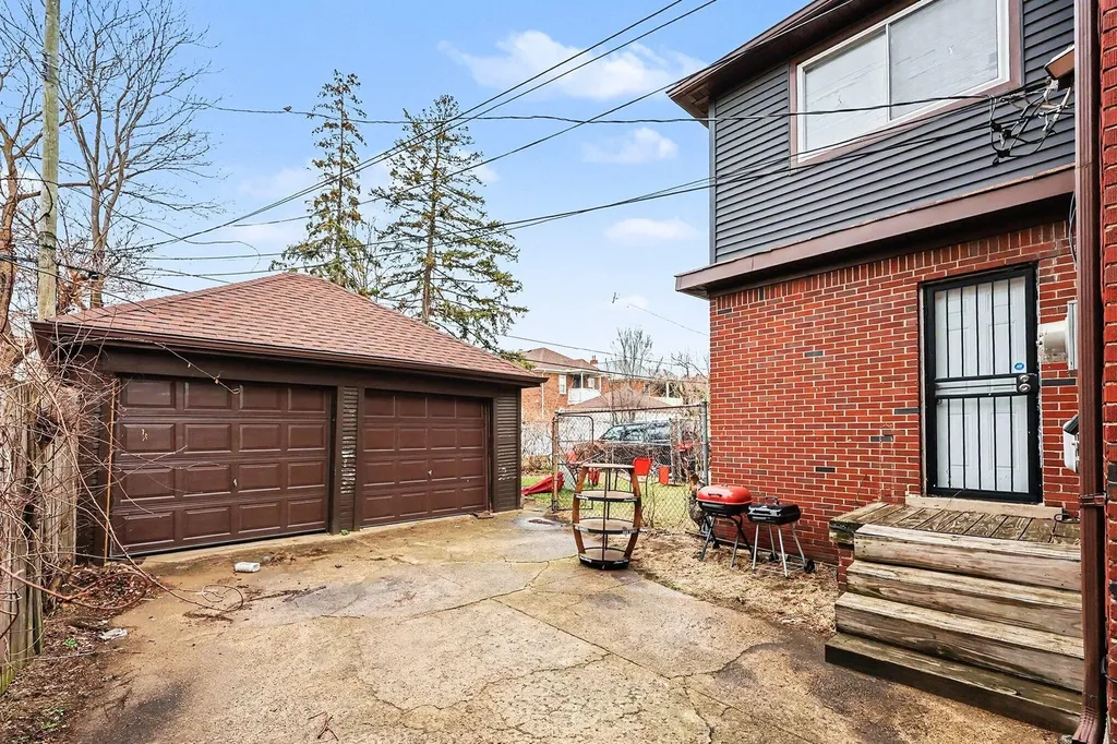 17511 Stoepel Street Detroit City MI 48221
