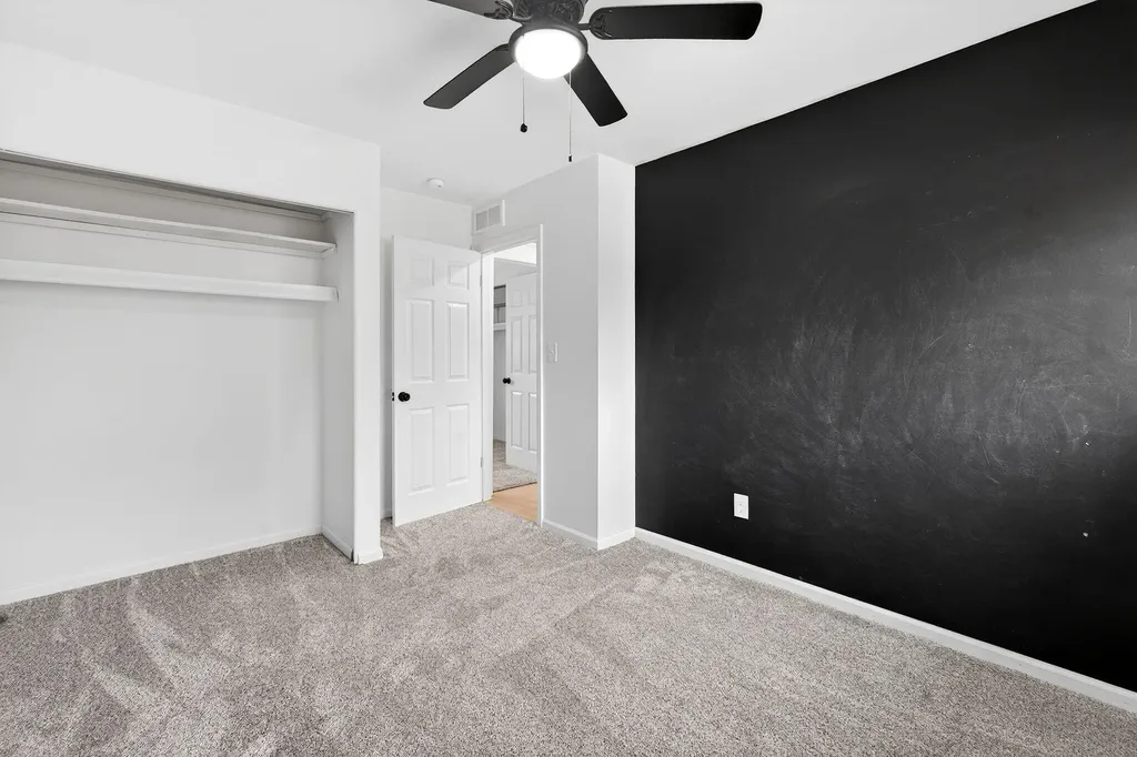 23245 Tuck Road Farmington Hills City MI 48336